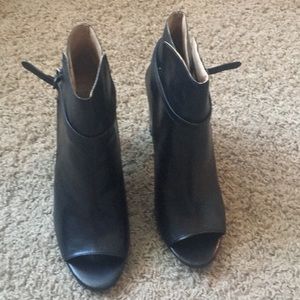 SHOE SALE- B1G1 Free-Banana Republic ankle booties
